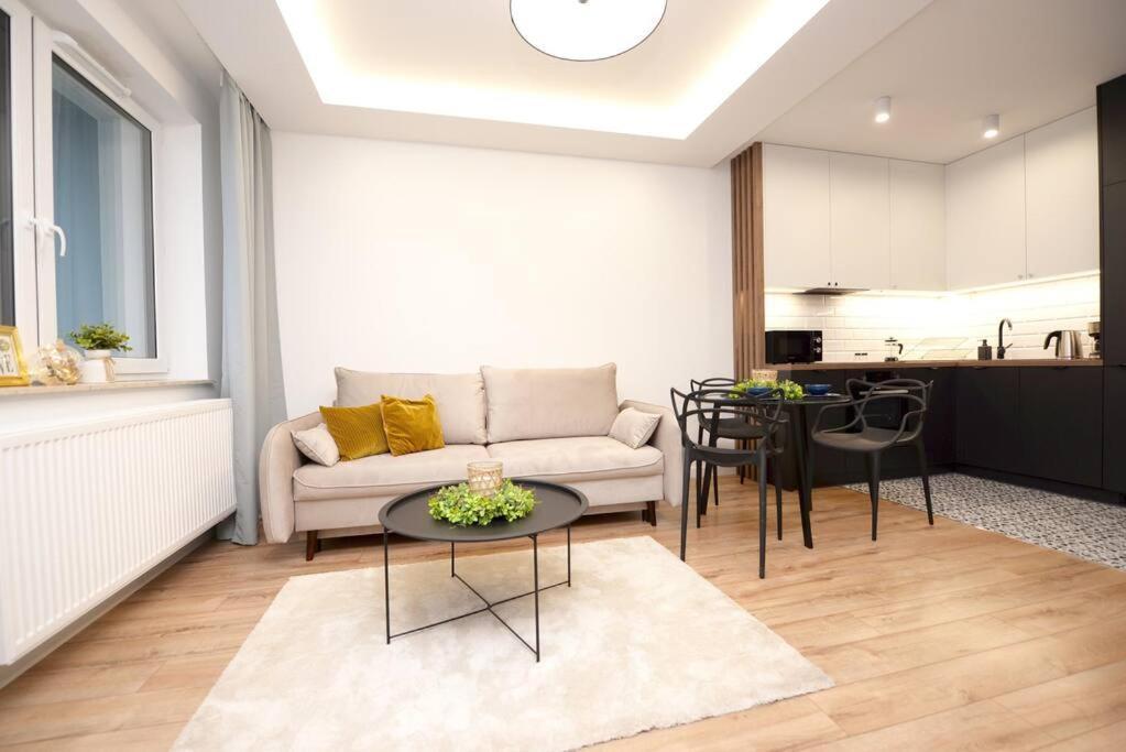 Superapart B. Karoliny 25 Apartament Rzeszów